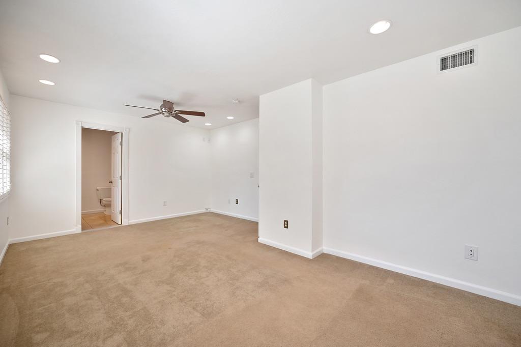 Detail Gallery Image 15 of 31 For 5349 Mcmillan Dr, Fair Oaks,  CA 95628 - 3 Beds | 2 Baths