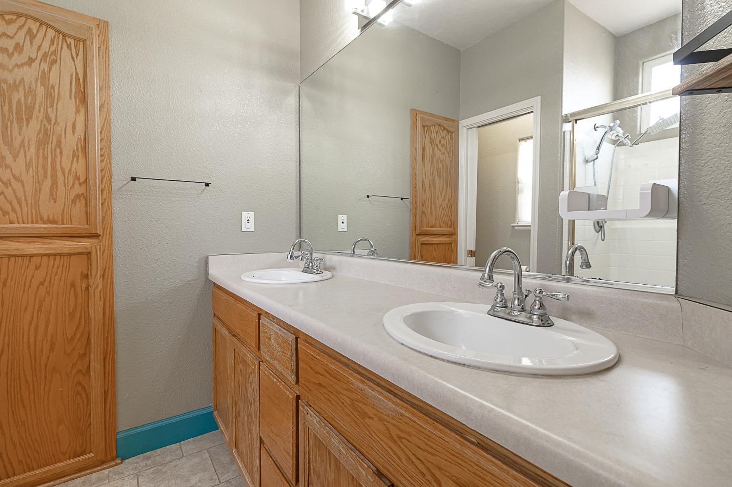 Detail Gallery Image 21 of 31 For 1017 East Ave, Gustine,  CA 95322 - 3 Beds | 2 Baths