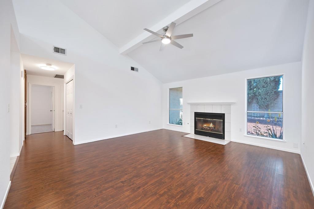Detail Gallery Image 12 of 43 For 786 Lourence Ct, Tracy,  CA 95376 - 3 Beds | 2 Baths