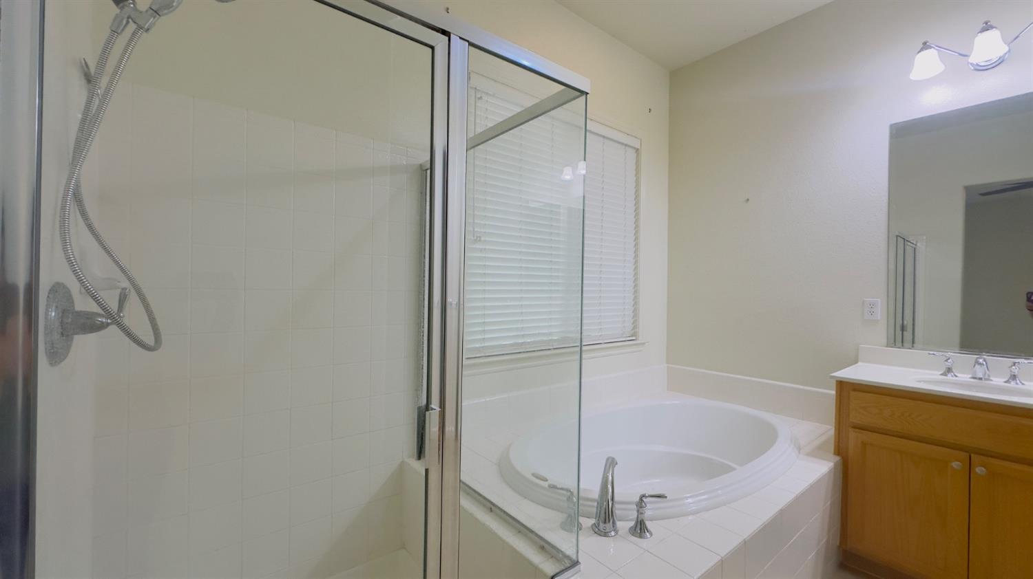 Detail Gallery Image 13 of 23 For 3024 Dovehouse Ct, Modesto,  CA 95355 - 4 Beds | 2 Baths