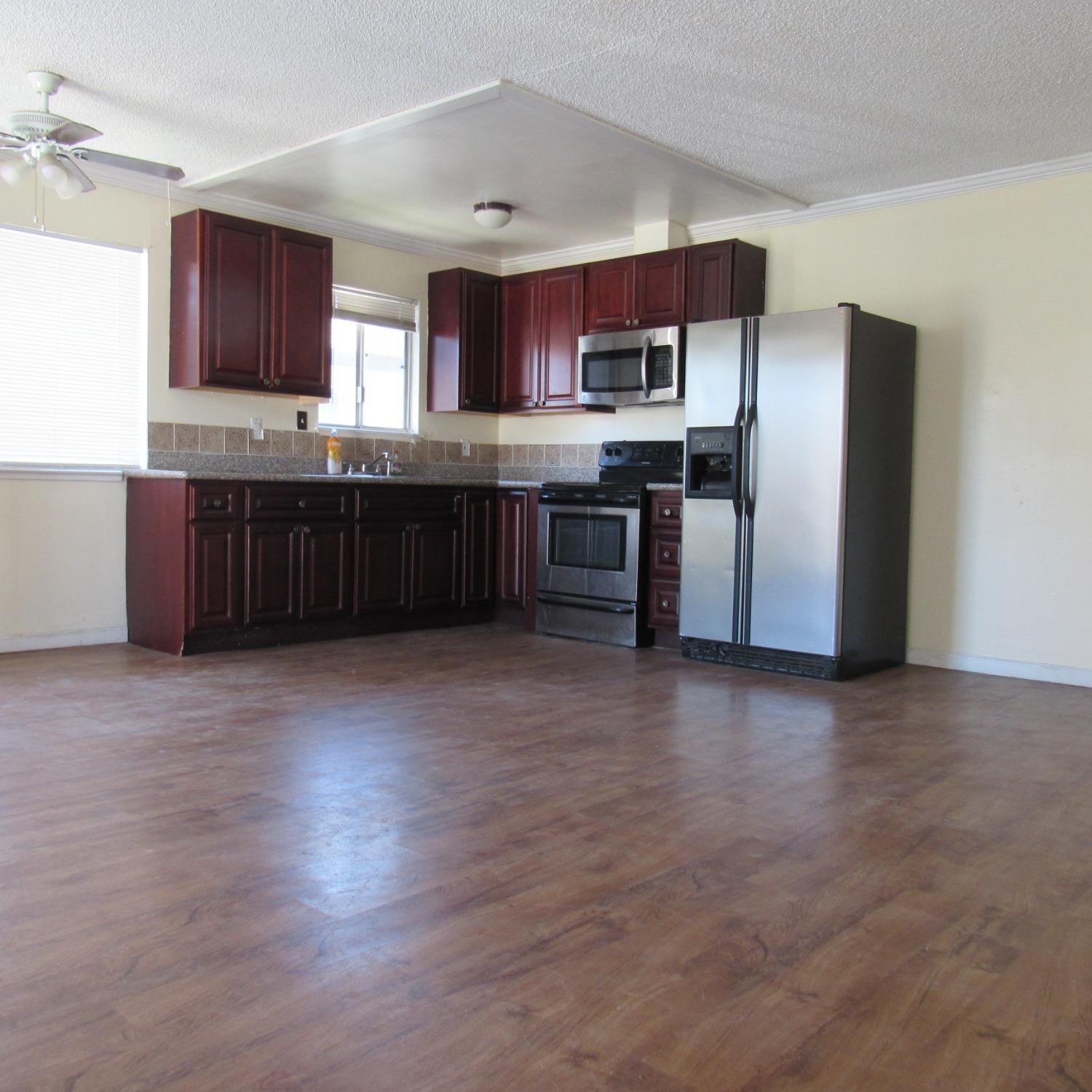 Detail Gallery Image 6 of 6 For 2943 Monte Diablo Ave #4,  Stockton,  CA 95203 - 2 Beds | 1 Baths
