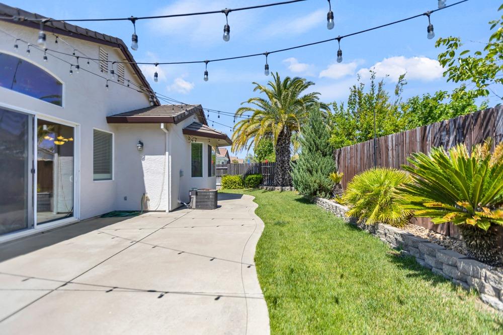 Detail Gallery Image 28 of 35 For 3573 Bardolino Way, Rancho Cordova,  CA 95670 - 4 Beds | 2 Baths