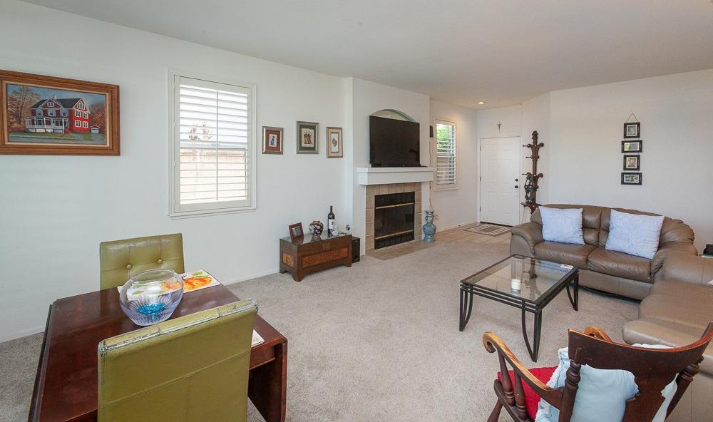 Detail Gallery Image 10 of 44 For 3070 Carousel Cir, Stockton,  CA 95219 - 3 Beds | 2 Baths