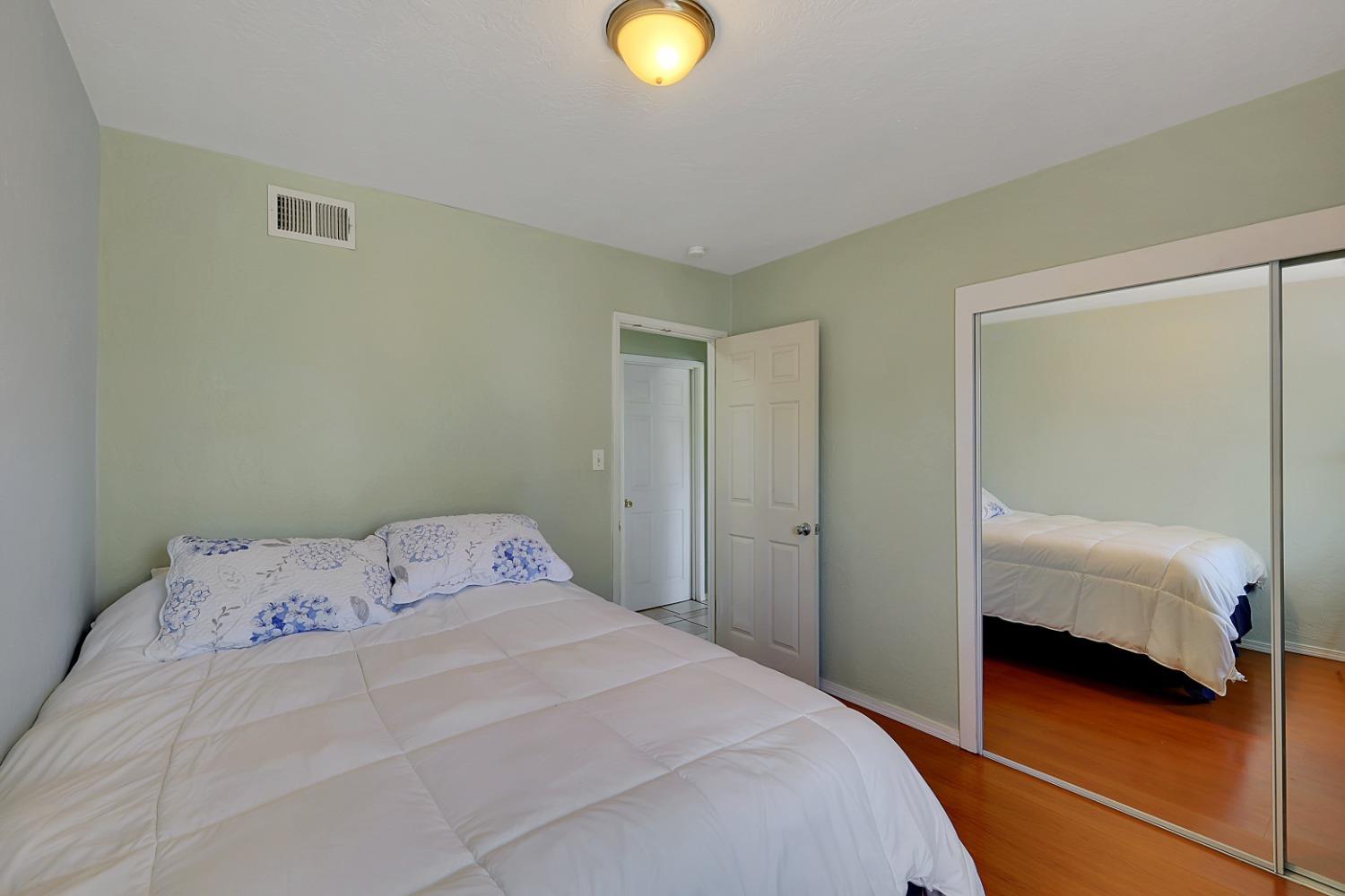 Detail Gallery Image 20 of 47 For 7612 Beth, Sacramento,  CA 95832 - 3 Beds | 2 Baths
