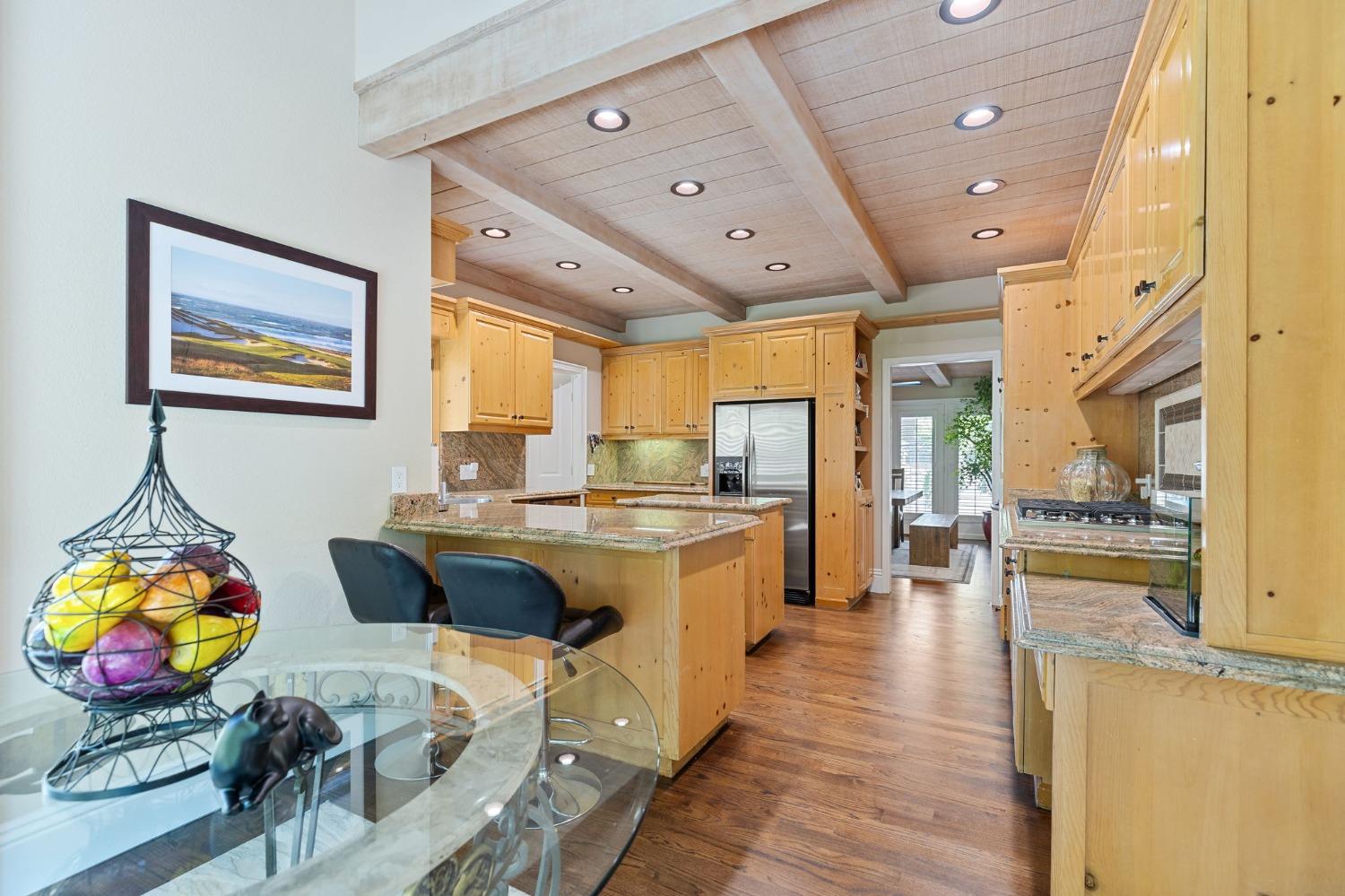 Detail Gallery Image 36 of 68 For 7634 Pineridge Ln, Fair Oaks,  CA 95628 - 3 Beds | 2 Baths