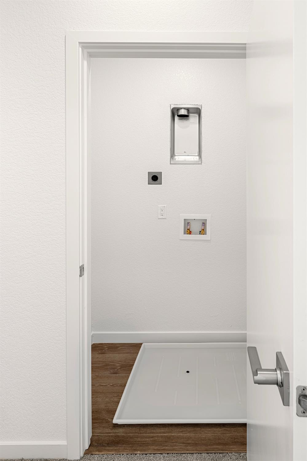 Detail Gallery Image 16 of 21 For 6087 Bridgecross Dr, Sacramento,  CA 95835 - 3 Beds | 2/1 Baths