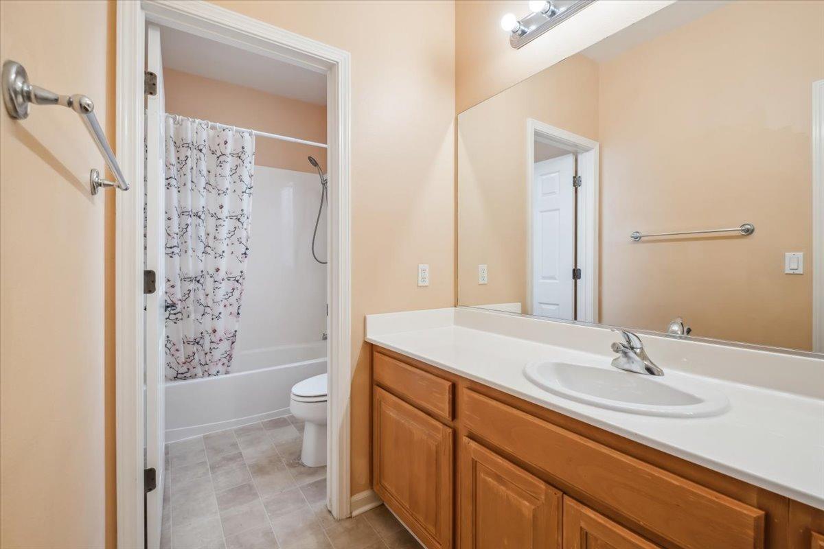 Detail Gallery Image 38 of 45 For 1012 Rock Harbor Pt, Hercules,  CA 94547 - 4 Beds | 4 Baths