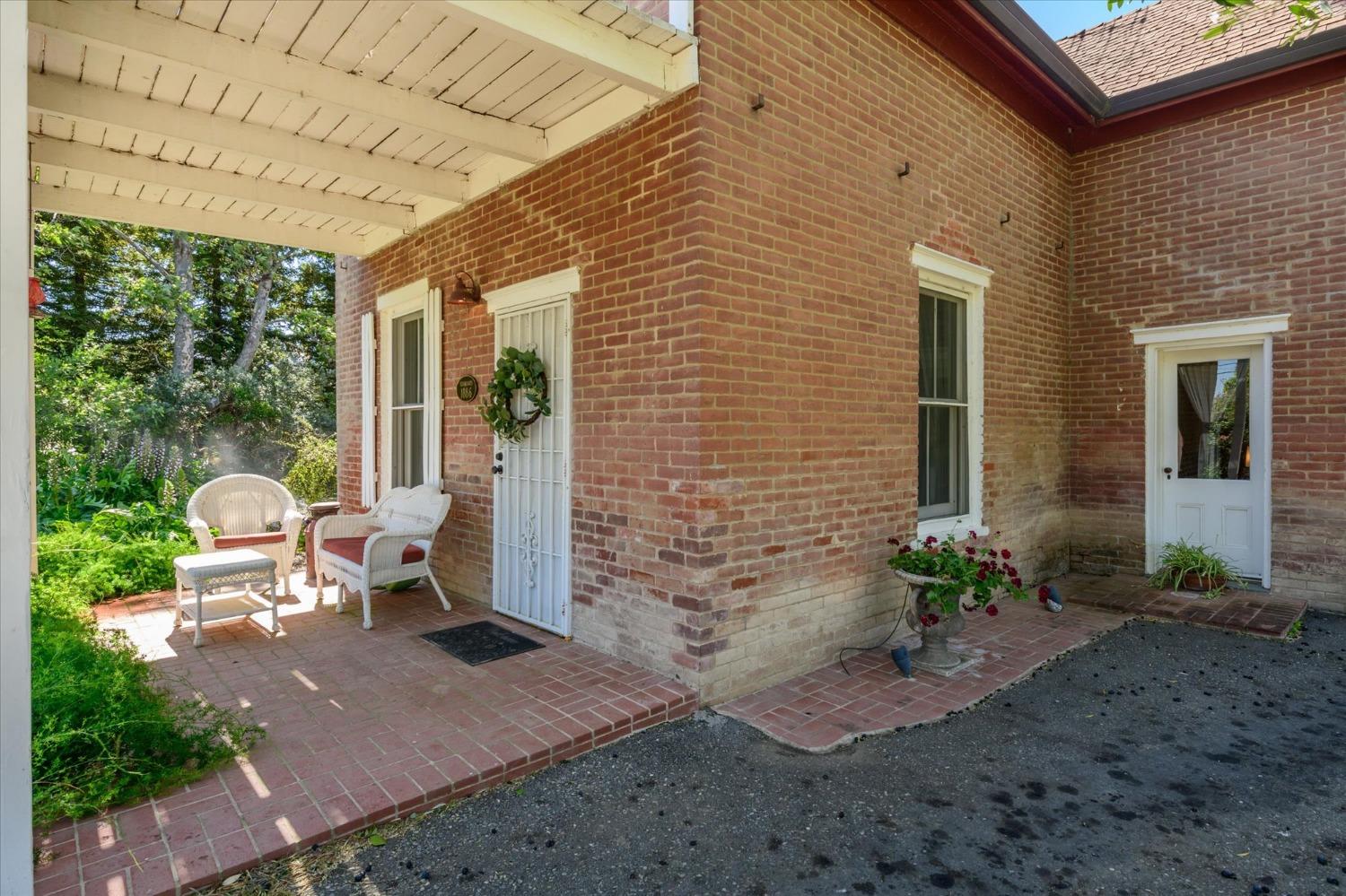 Detail Gallery Image 8 of 52 For 25107 Main St, Capay,  CA 95607 - 3 Beds | 1/1 Baths