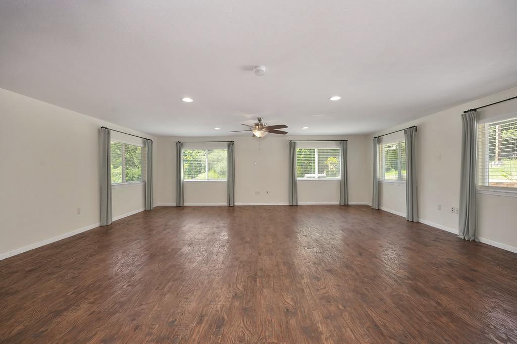 Detail Gallery Image 26 of 74 For 5400 Genney Ln, El Dorado,  CA 95623 - 3 Beds | 2 Baths