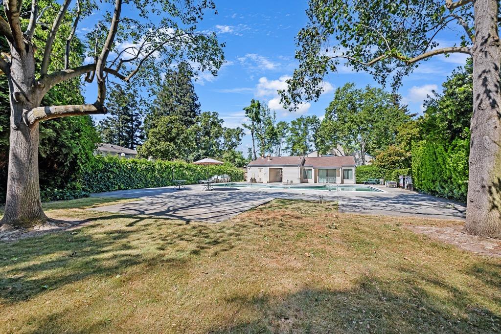Hurley Way #68, Sacramento, California image 27