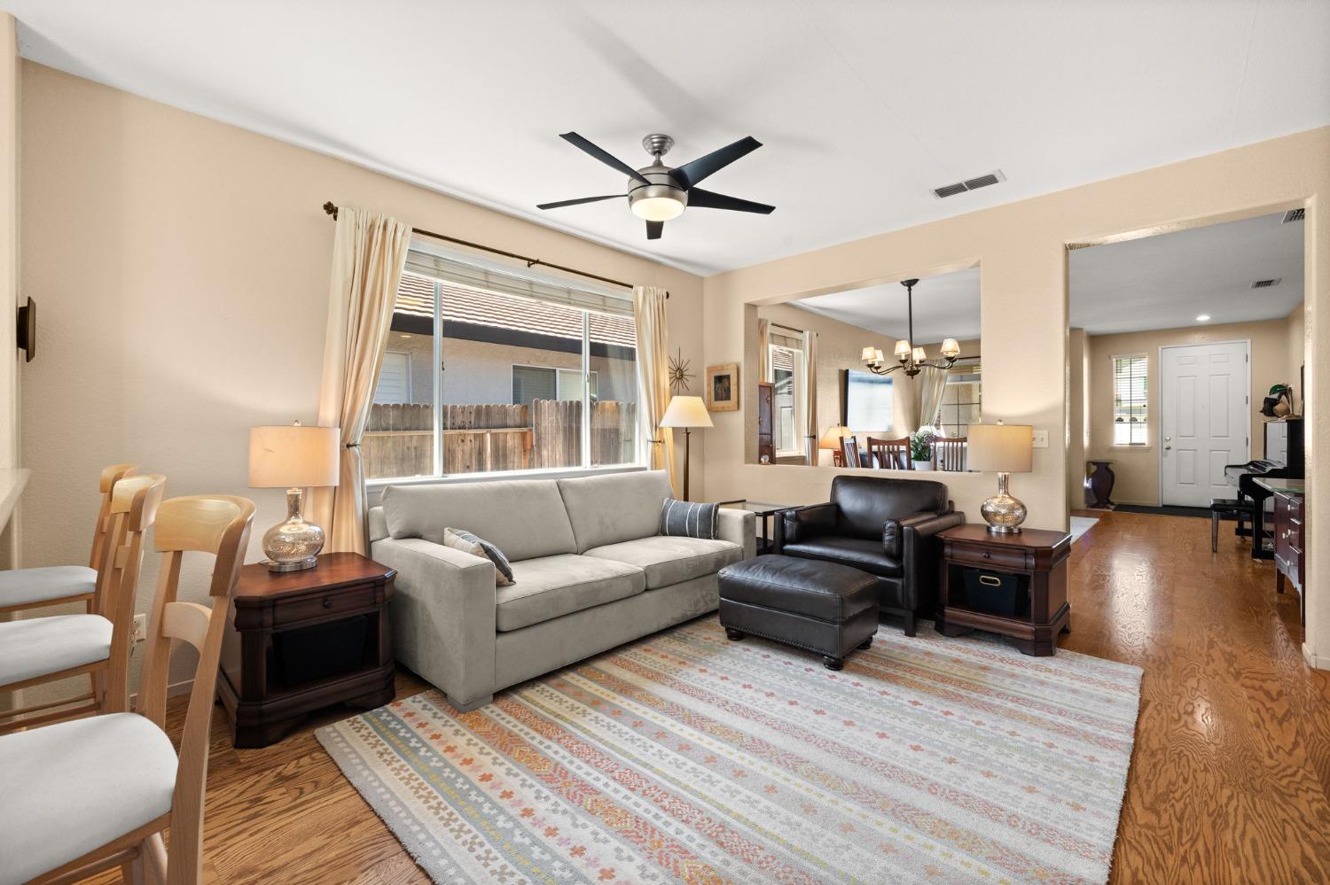 Detail Gallery Image 11 of 39 For 6504 Trailride Way, Citrus Heights,  CA 95621 - 3 Beds | 2 Baths