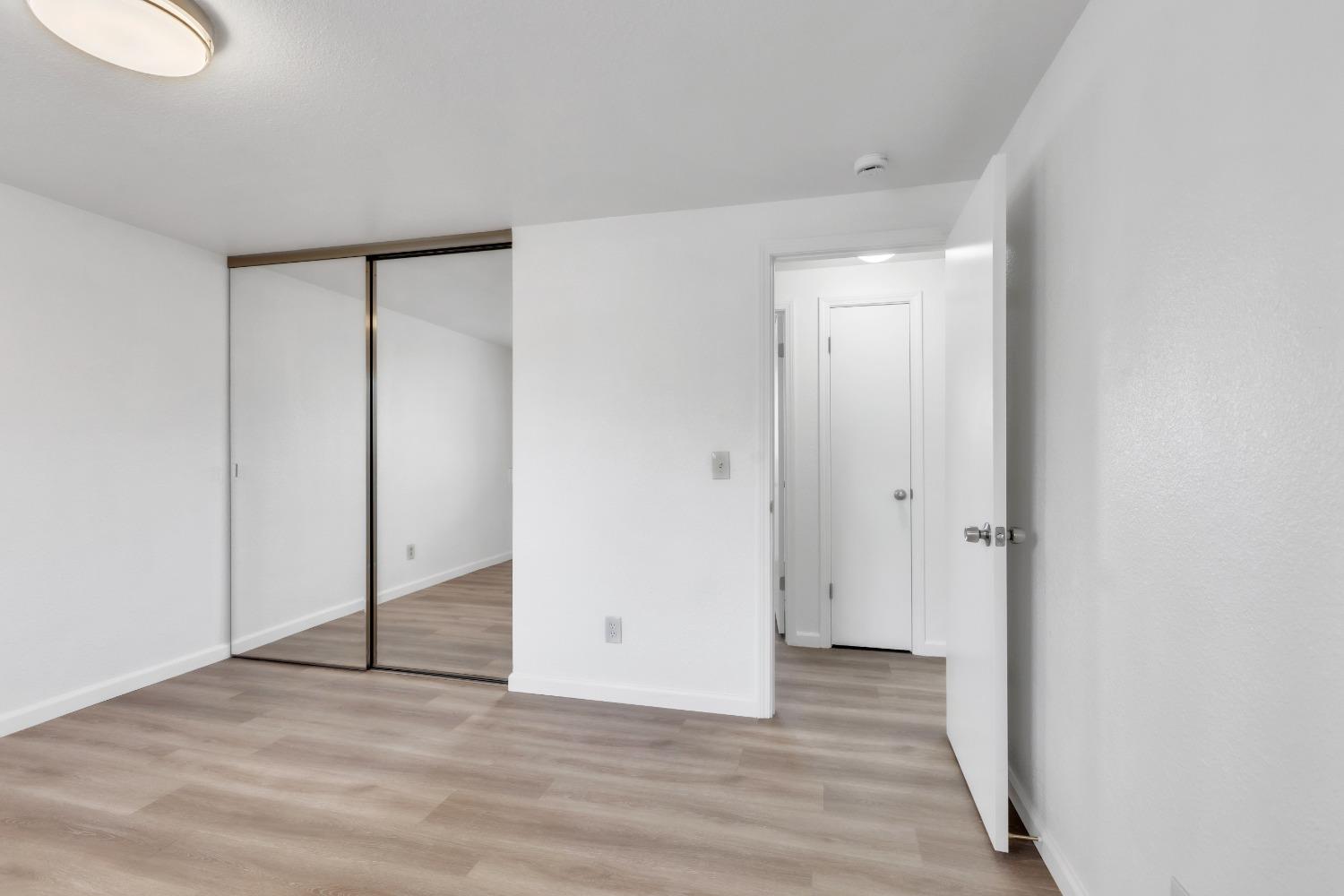 Detail Gallery Image 14 of 20 For 4355 Pow Way, Sacramento,  CA 95820 - 3 Beds | 2 Baths