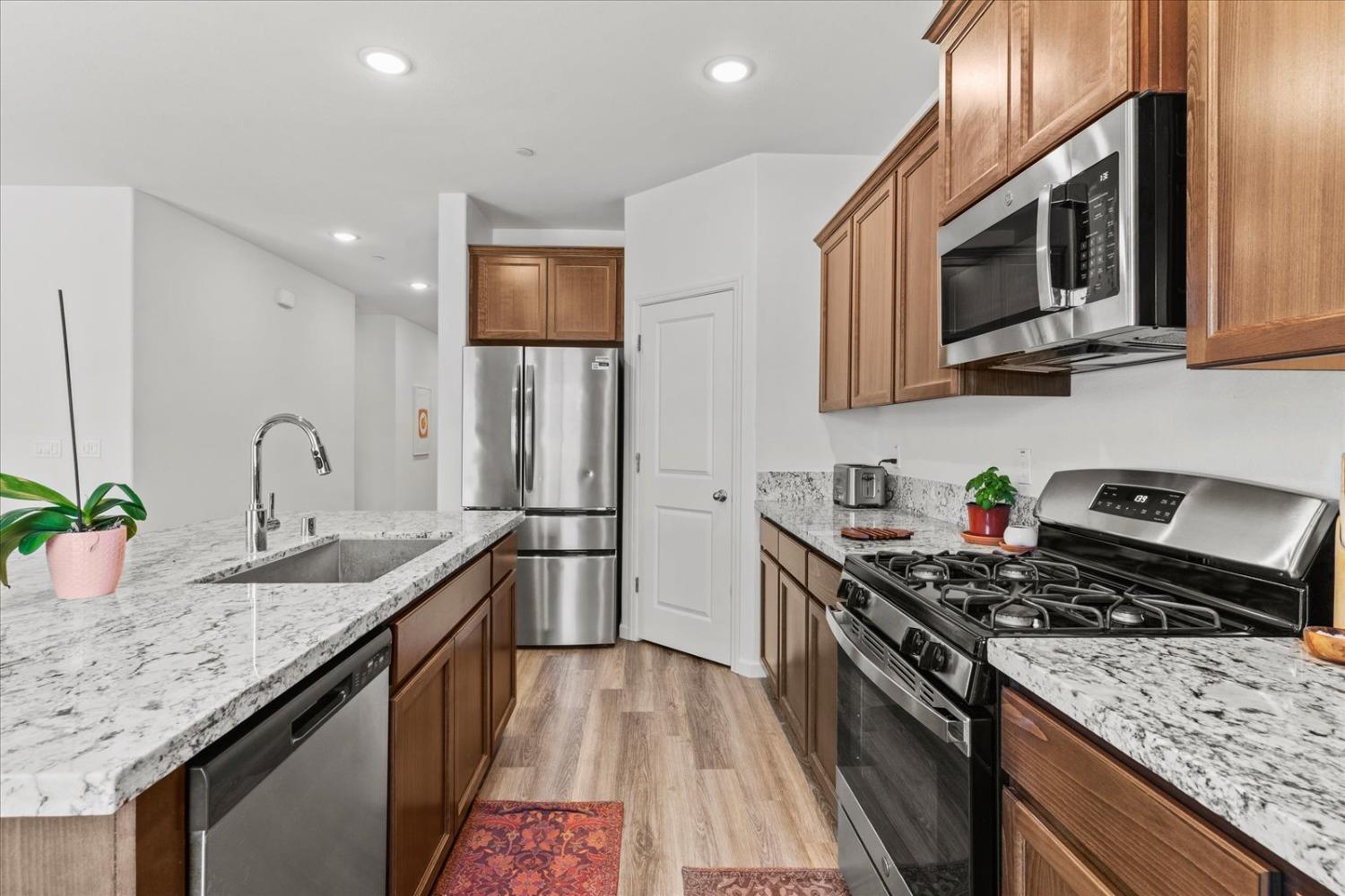 Lilac Court, Live Oak, California image 33