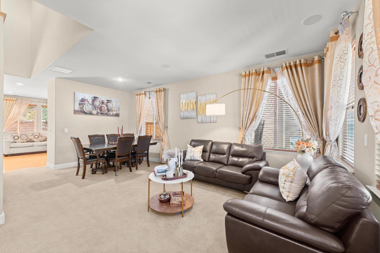 Detail Gallery Image 8 of 54 For 3034 Trap Rock Way, Sacramento,  CA 95835 - 3 Beds | 2/1 Baths