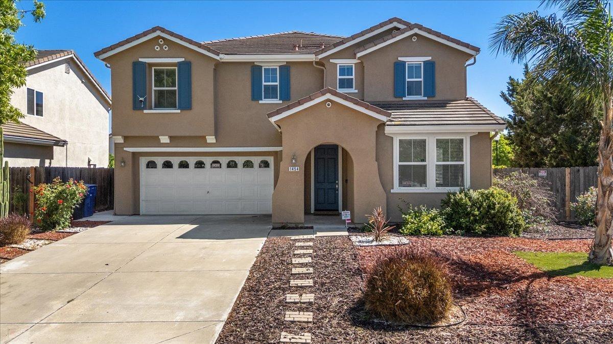 Detail Gallery Image 4 of 53 For 1454 Longhorn Dr, Patterson,  CA 95363 - 5 Beds | 3 Baths