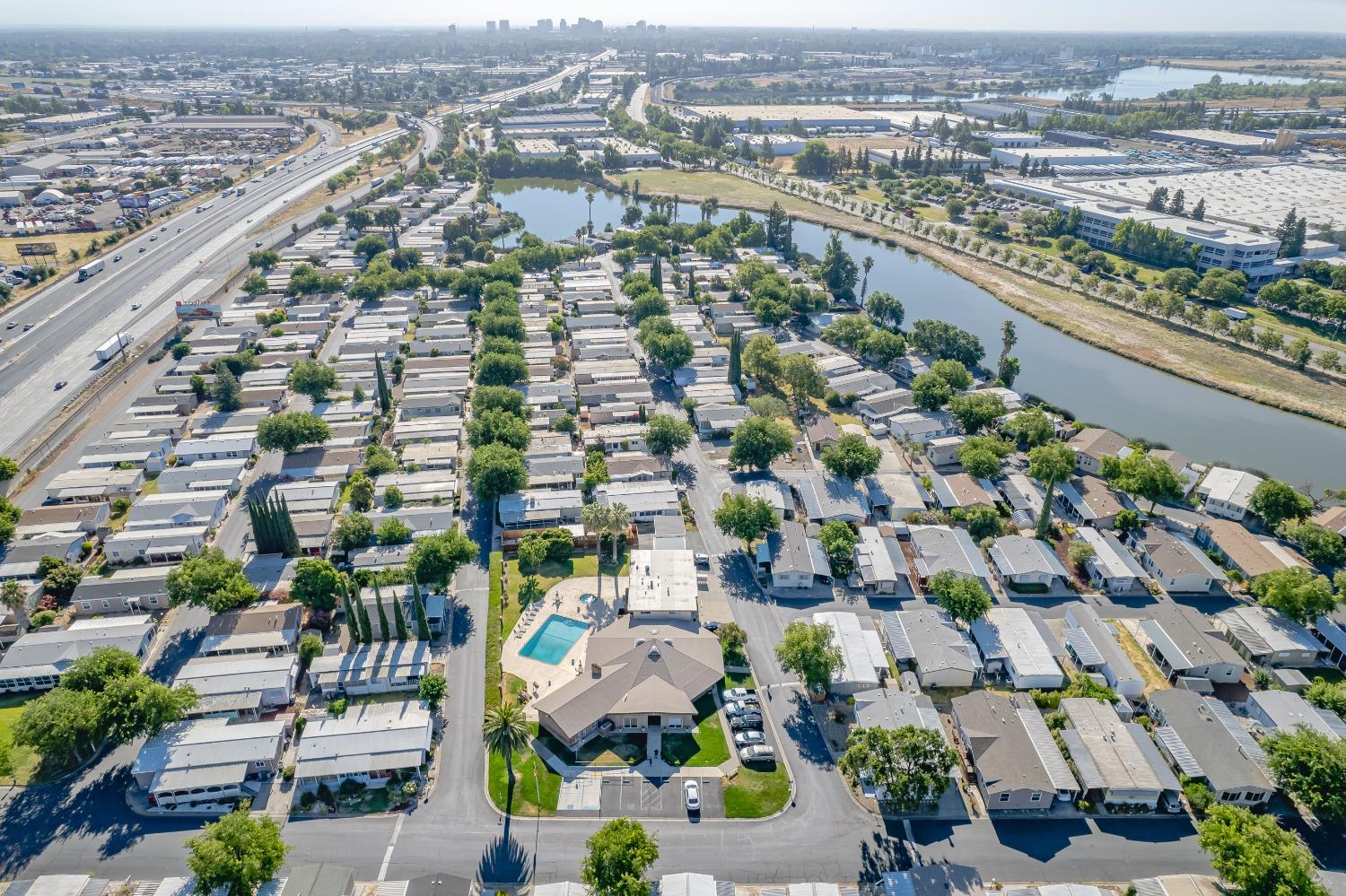 Detail Gallery Image 51 of 53 For 3901 Lake Rd 169, West Sacramento,  CA 95691 - 3 Beds | 2 Baths
