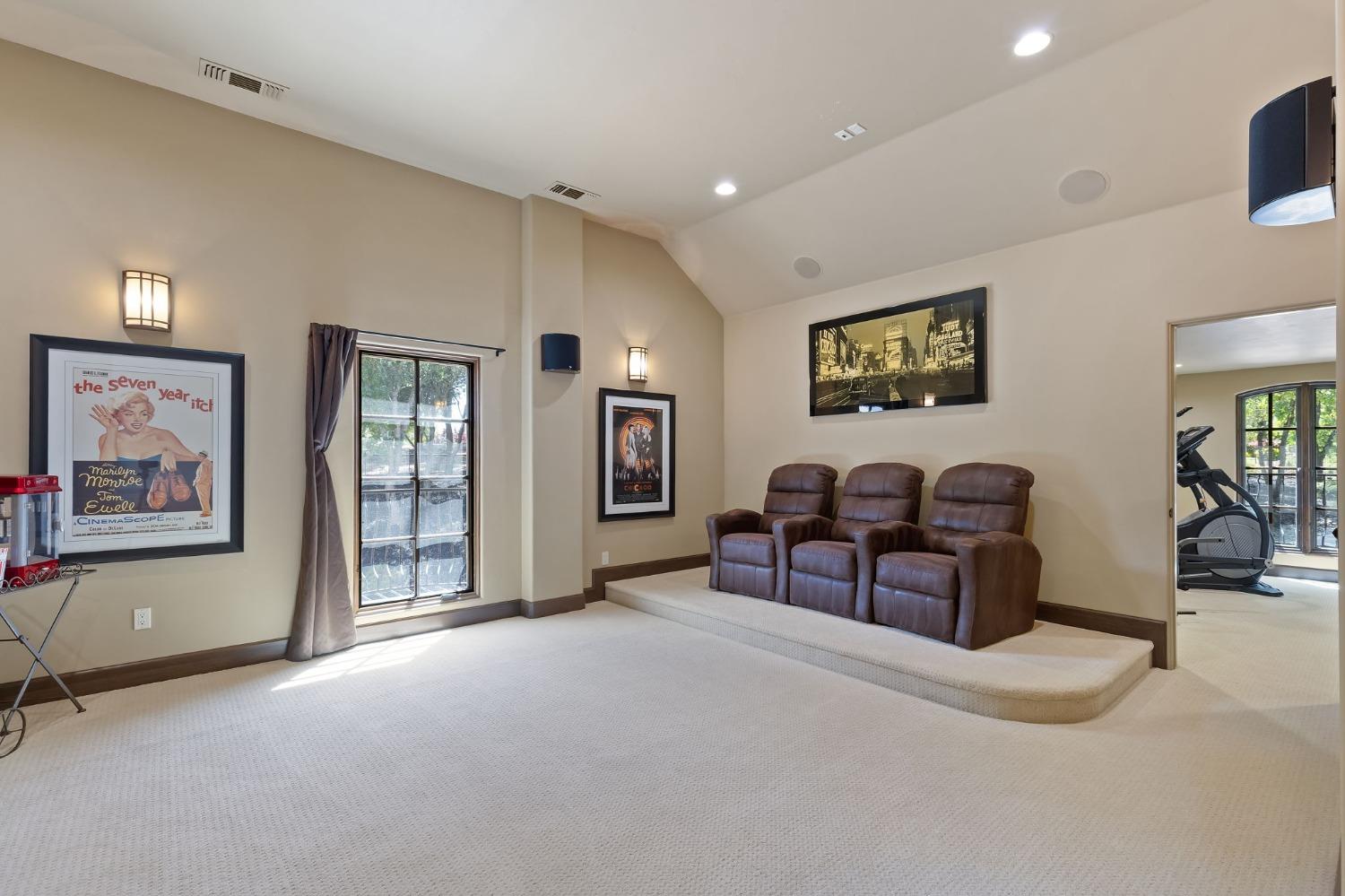Detail Gallery Image 29 of 61 For 6120 Terracina Ct, Loomis,  CA 95650 - 7 Beds | 6/2 Baths