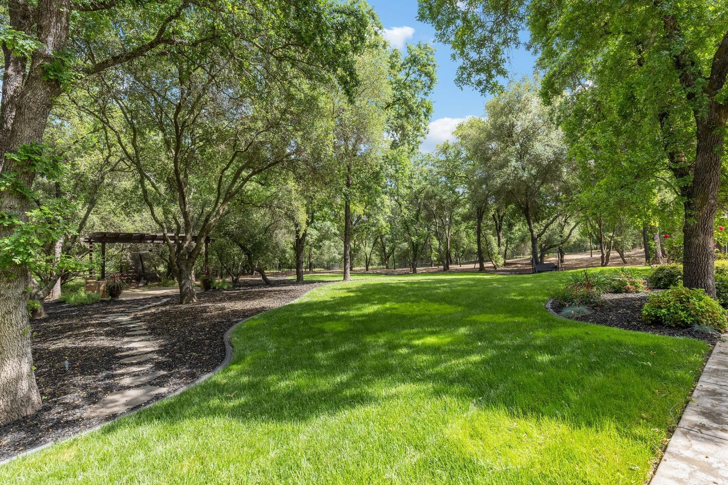 Detail Gallery Image 54 of 61 For 6120 Terracina Ct, Loomis,  CA 95650 - 7 Beds | 6/2 Baths