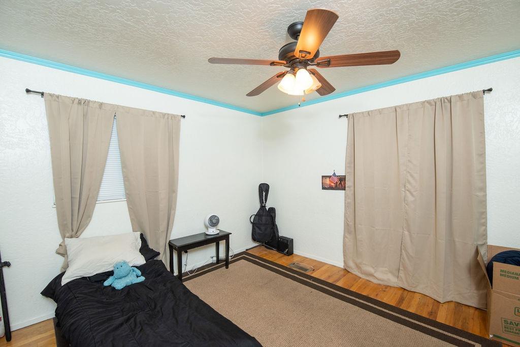 Detail Gallery Image 18 of 28 For 871 E D St, Oakdale,  CA 95361 - 3 Beds | 2 Baths