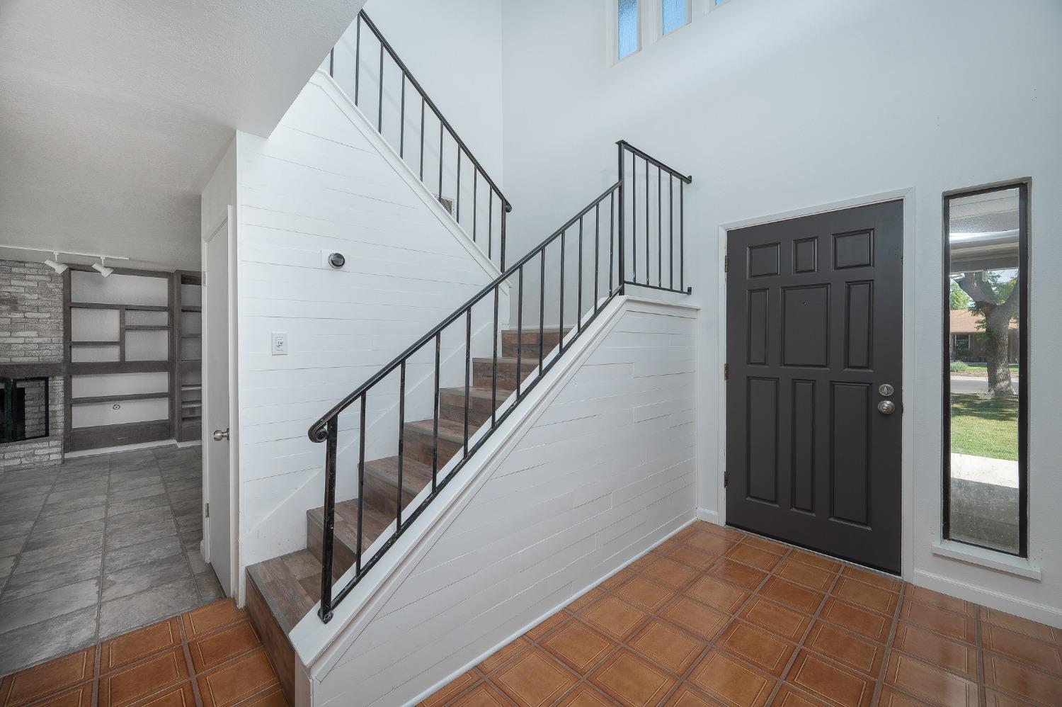 Detail Gallery Image 19 of 50 For 2104 Golden Leaf Ct, Modesto,  CA 95355 - 4 Beds | 2/1 Baths