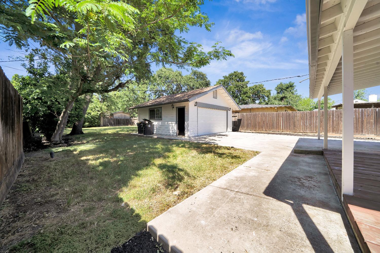 Lucerne Avenue, Stockton, California image 30