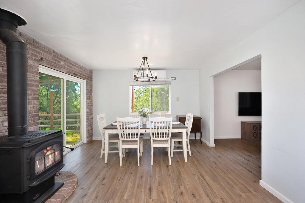 Detail Gallery Image 17 of 70 For 4292 Canyon Valley Rd, Diamond Springs,  CA 95619 - 3 Beds | 1 Baths