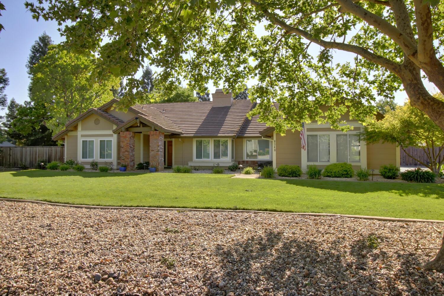 Detail Gallery Image 1 of 76 For 8348 Polo Crosse Ave, Sacramento,  CA 95829 - 5 Beds | 4 Baths