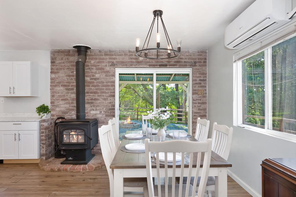 Detail Gallery Image 14 of 70 For 4292 Canyon Valley Rd, Diamond Springs,  CA 95619 - 3 Beds | 1 Baths