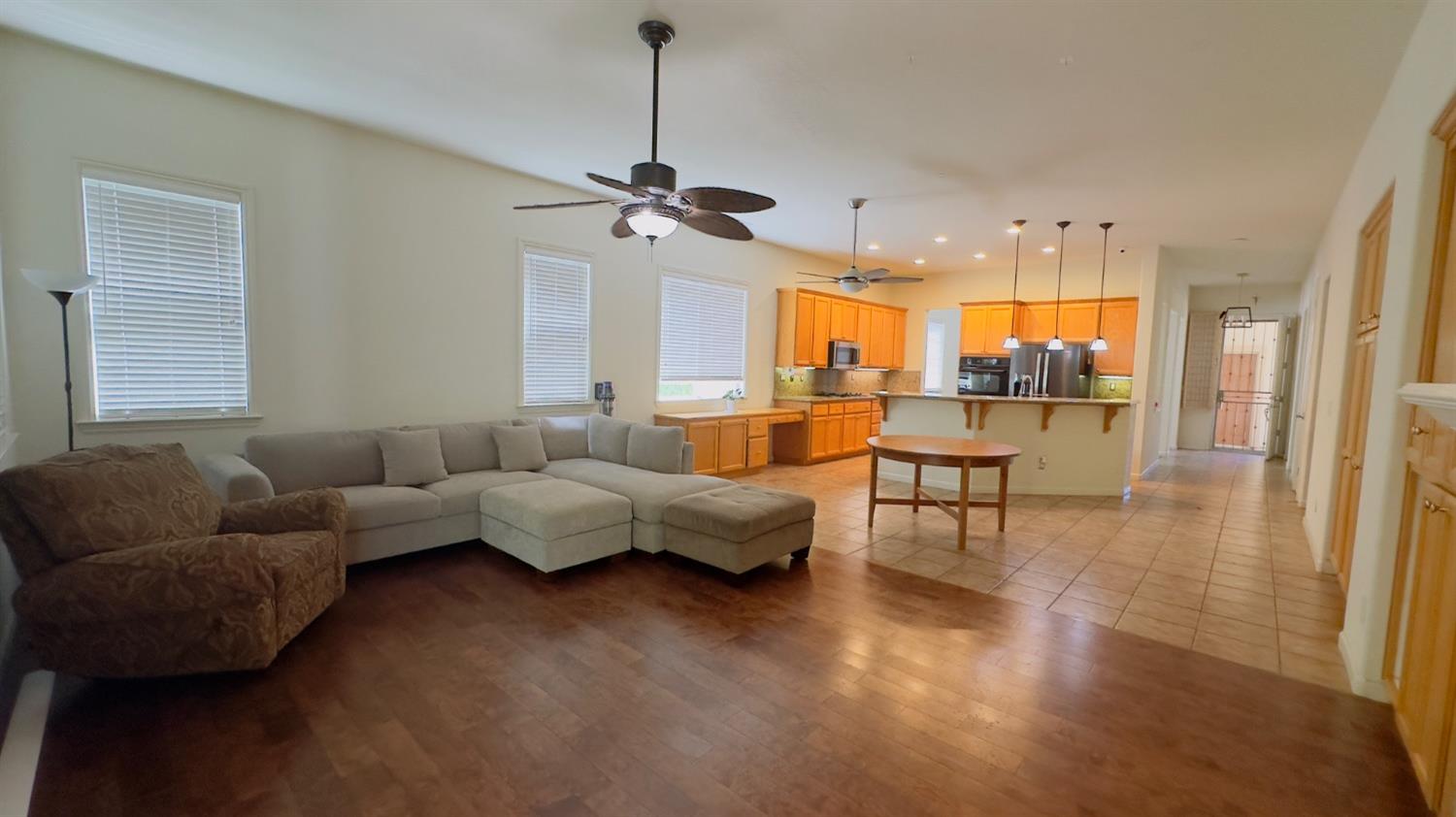Detail Gallery Image 6 of 23 For 3024 Dovehouse Ct, Modesto,  CA 95355 - 4 Beds | 2 Baths