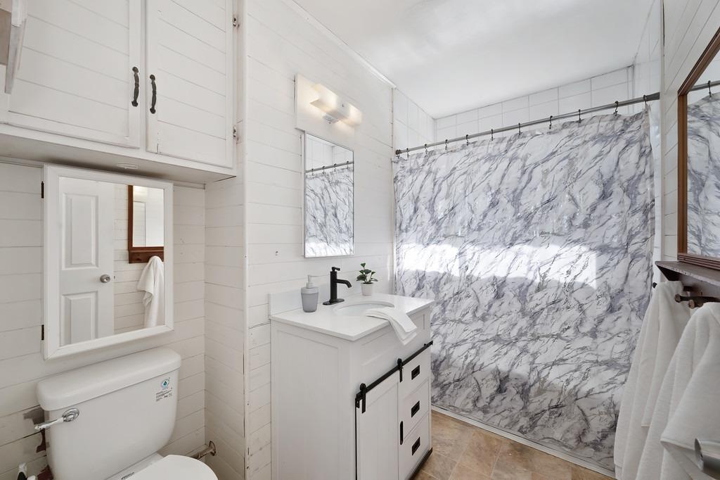 Detail Gallery Image 32 of 70 For 4292 Canyon Valley Rd, Diamond Springs,  CA 95619 - 3 Beds | 1 Baths