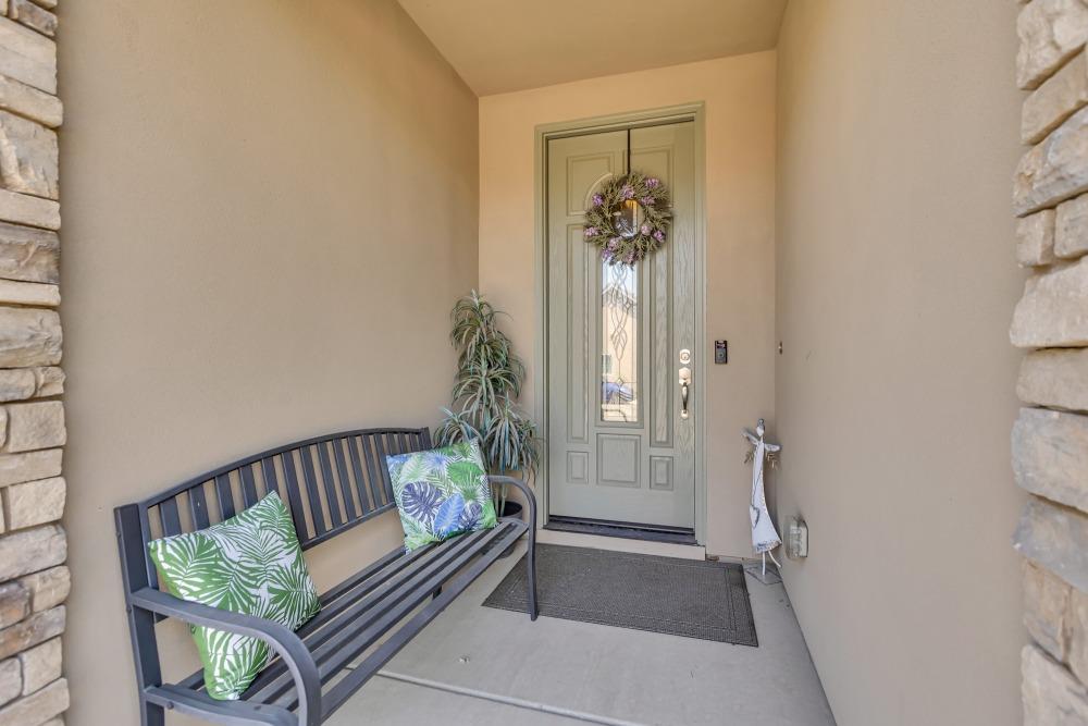 Detail Gallery Image 5 of 56 For 745 Parkridge Dr, Galt,  CA 95632 - 3 Beds | 2/1 Baths