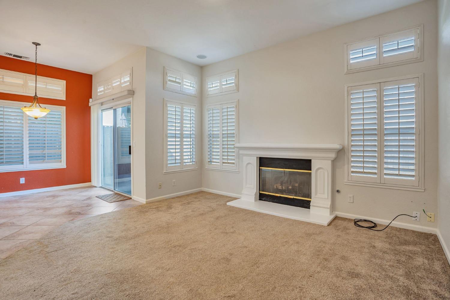 Detail Gallery Image 17 of 47 For 9034 Acorn Ridge Cir, Elk Grove,  CA 95758 - 4 Beds | 2 Baths