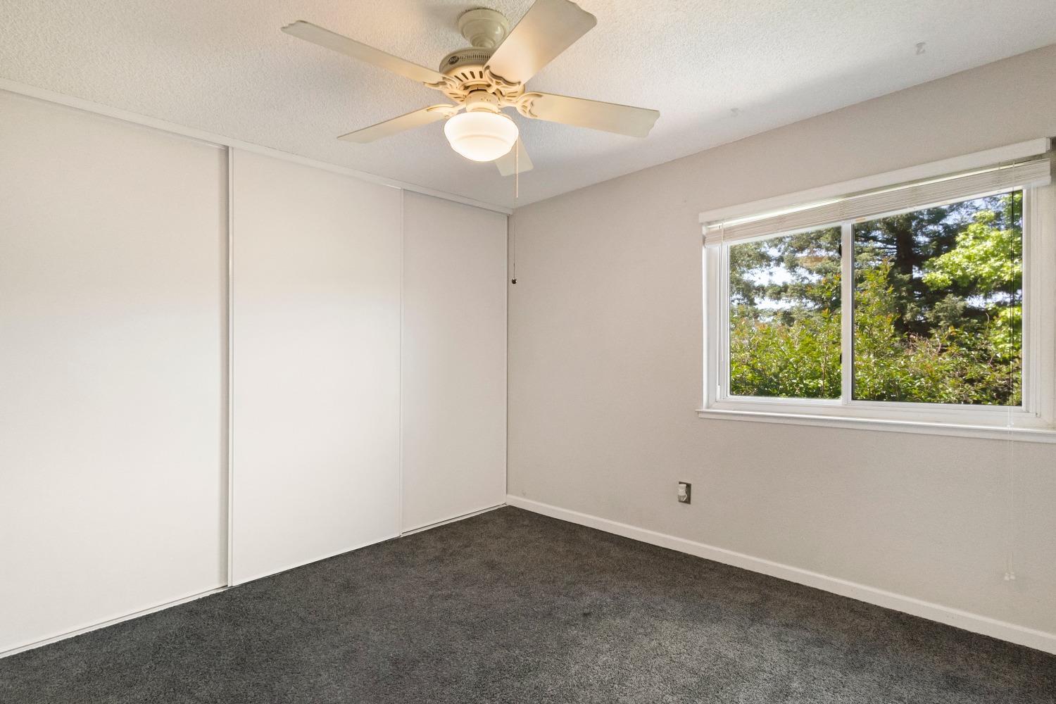 Detail Gallery Image 29 of 52 For 6627 Creekmont Way, Citrus Heights,  CA 95621 - 4 Beds | 2/1 Baths