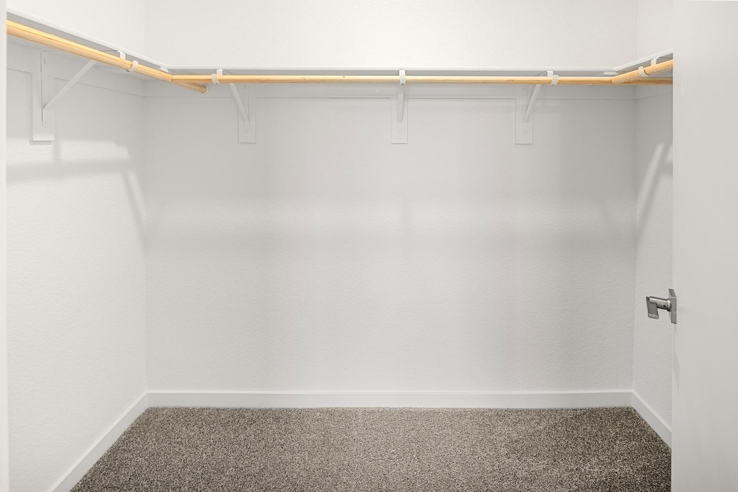 Detail Gallery Image 14 of 21 For 6087 Bridgecross Dr, Sacramento,  CA 95835 - 3 Beds | 2/1 Baths