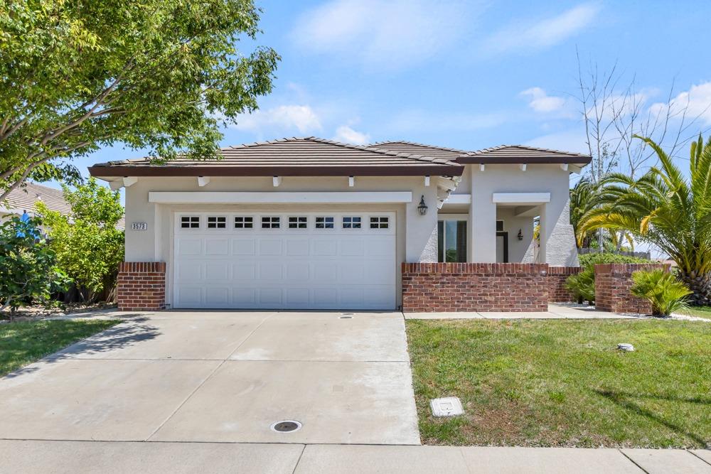 Detail Gallery Image 1 of 35 For 3573 Bardolino Way, Rancho Cordova,  CA 95670 - 4 Beds | 2 Baths