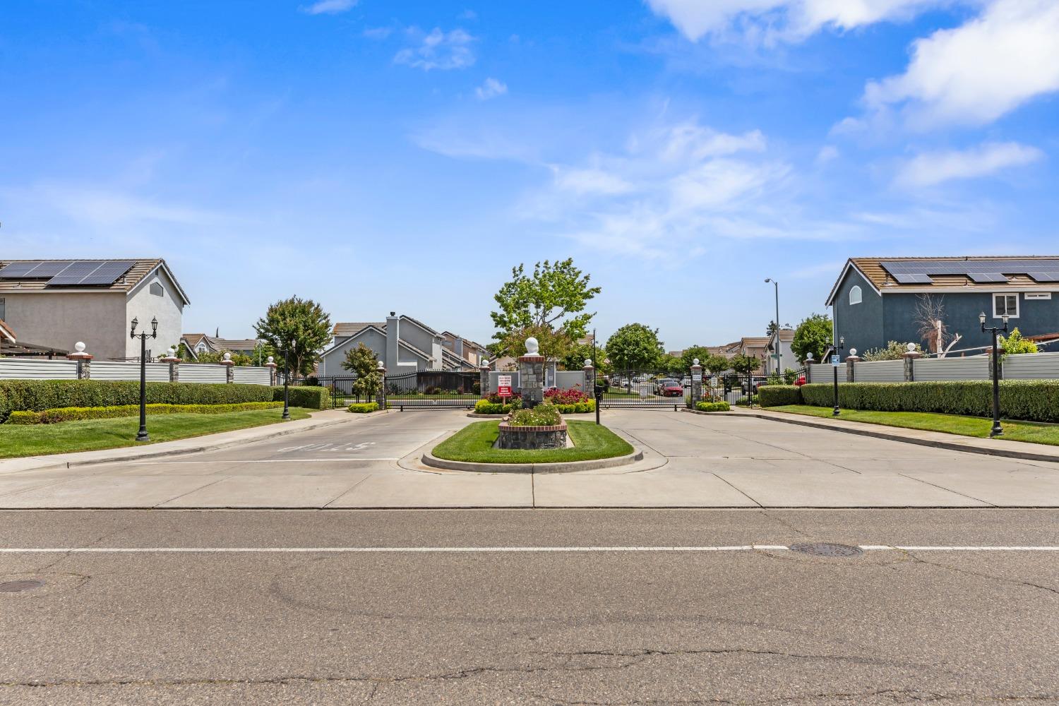 Sandstone Way, Manteca, California image 27