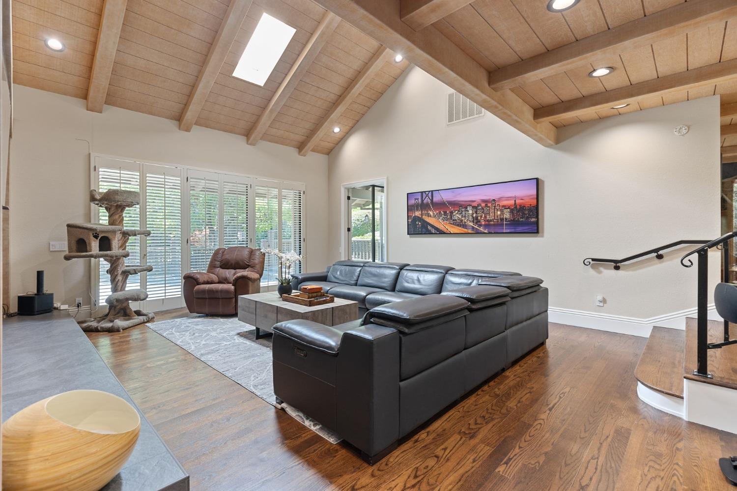 Detail Gallery Image 34 of 68 For 7634 Pineridge Ln, Fair Oaks,  CA 95628 - 3 Beds | 2 Baths