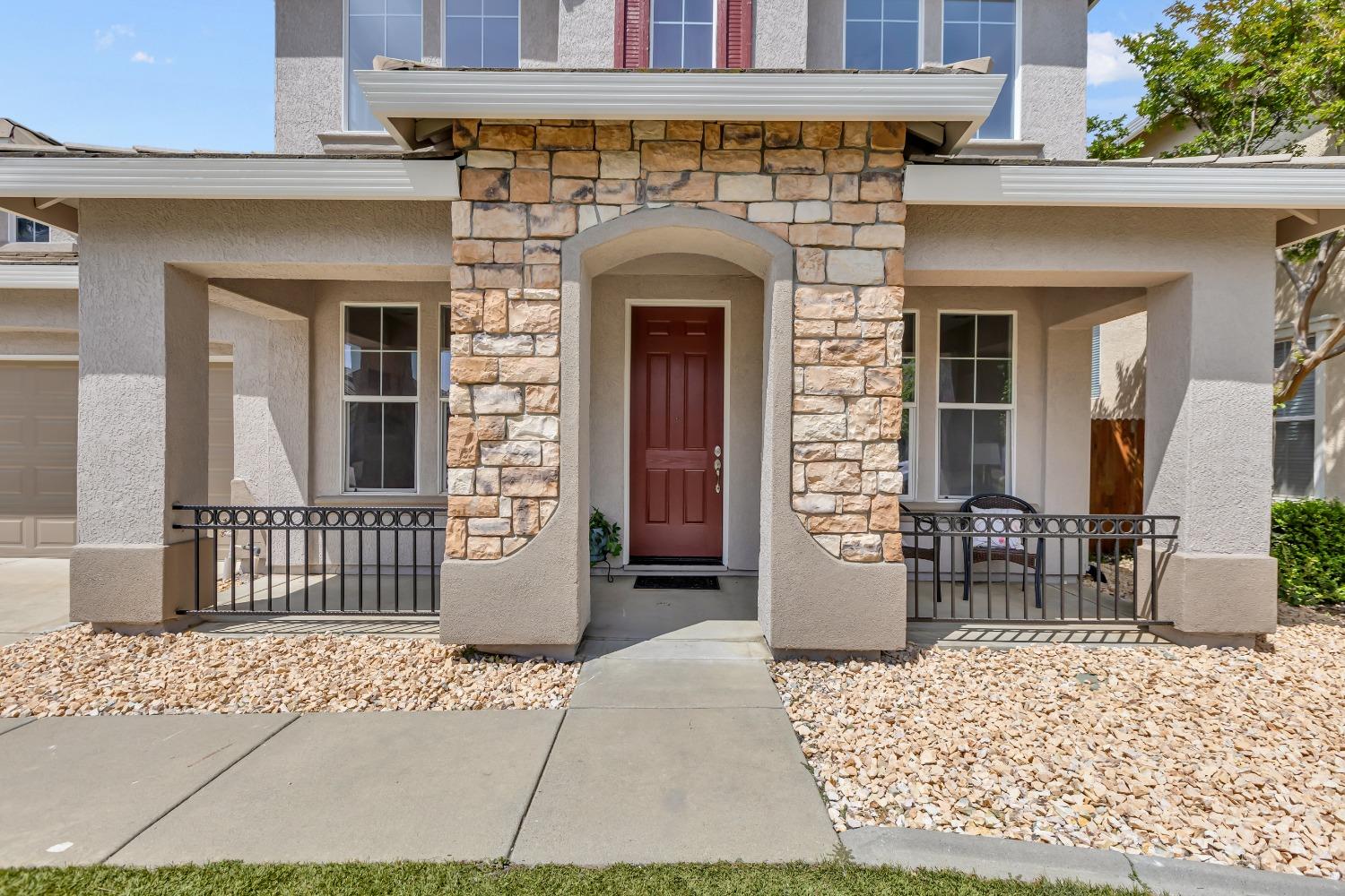 Detail Gallery Image 4 of 68 For 5409 Friesian Way, Elk Grove,  CA 95757 - 4 Beds | 2/1 Baths