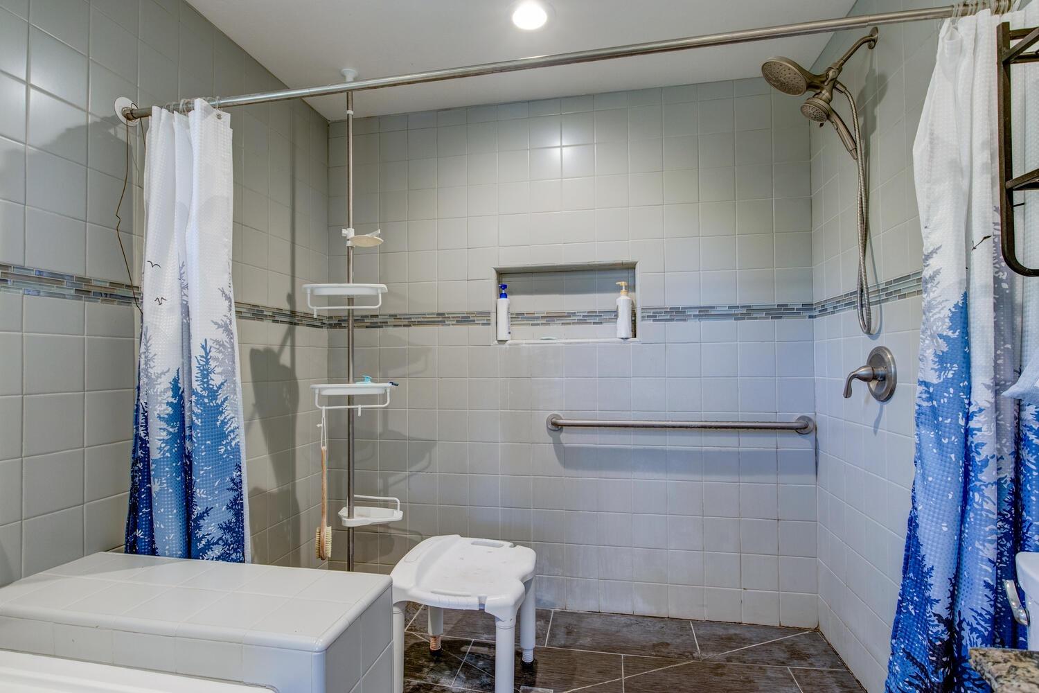 Detail Gallery Image 37 of 72 For 555 Arlette Ln, Diamond Springs,  CA 95619 - 8 Beds | 3 Baths