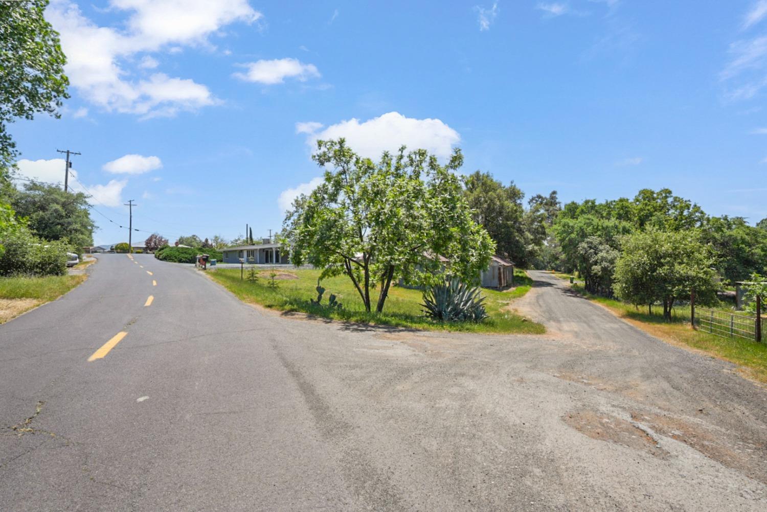 Detail Gallery Image 24 of 31 For 16310 Jacksonville Rd, Jamestown,  CA 95327 - 3 Beds | 1 Baths