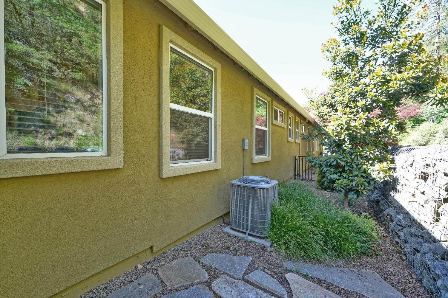 Eskaton Drive, Placerville, California image 31