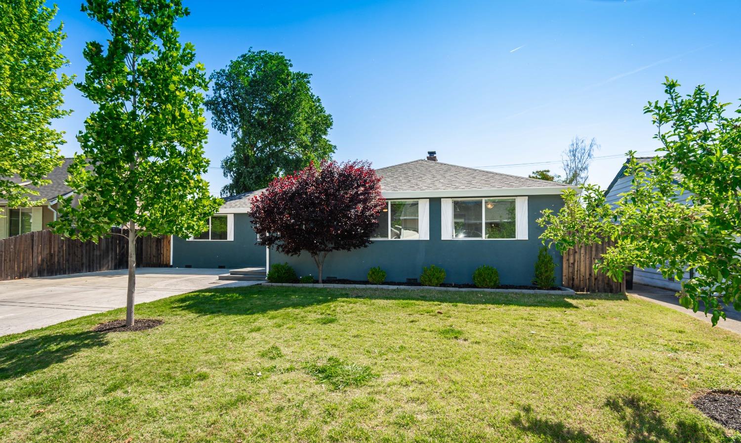 Detail Gallery Image 49 of 57 For 2112 Lorenzo Ln, Sacramento,  CA 95864 - 4 Beds | 2 Baths
