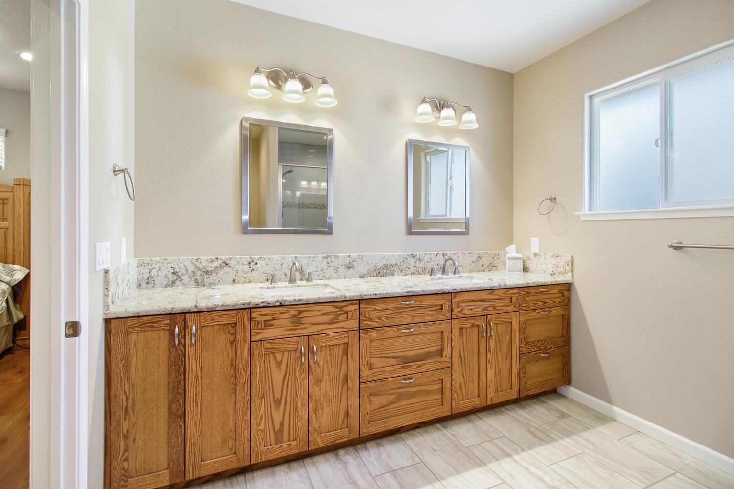 Detail Gallery Image 48 of 76 For 8348 Polo Crosse Ave, Sacramento,  CA 95829 - 5 Beds | 4 Baths