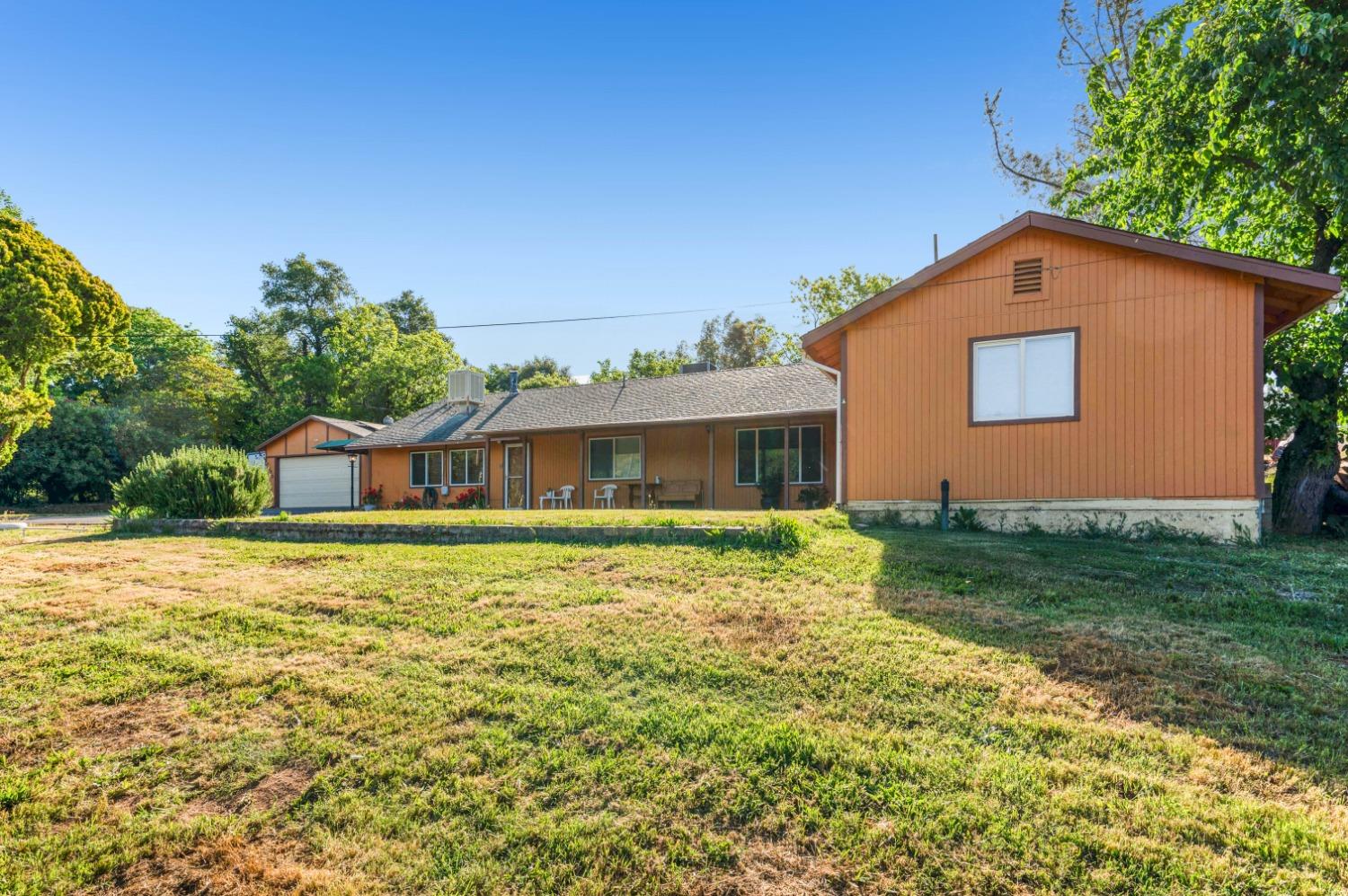 Detail Gallery Image 3 of 33 For 1020 Mount Ida Rd, Oroville,  CA 95966 - 3 Beds | 2/1 Baths