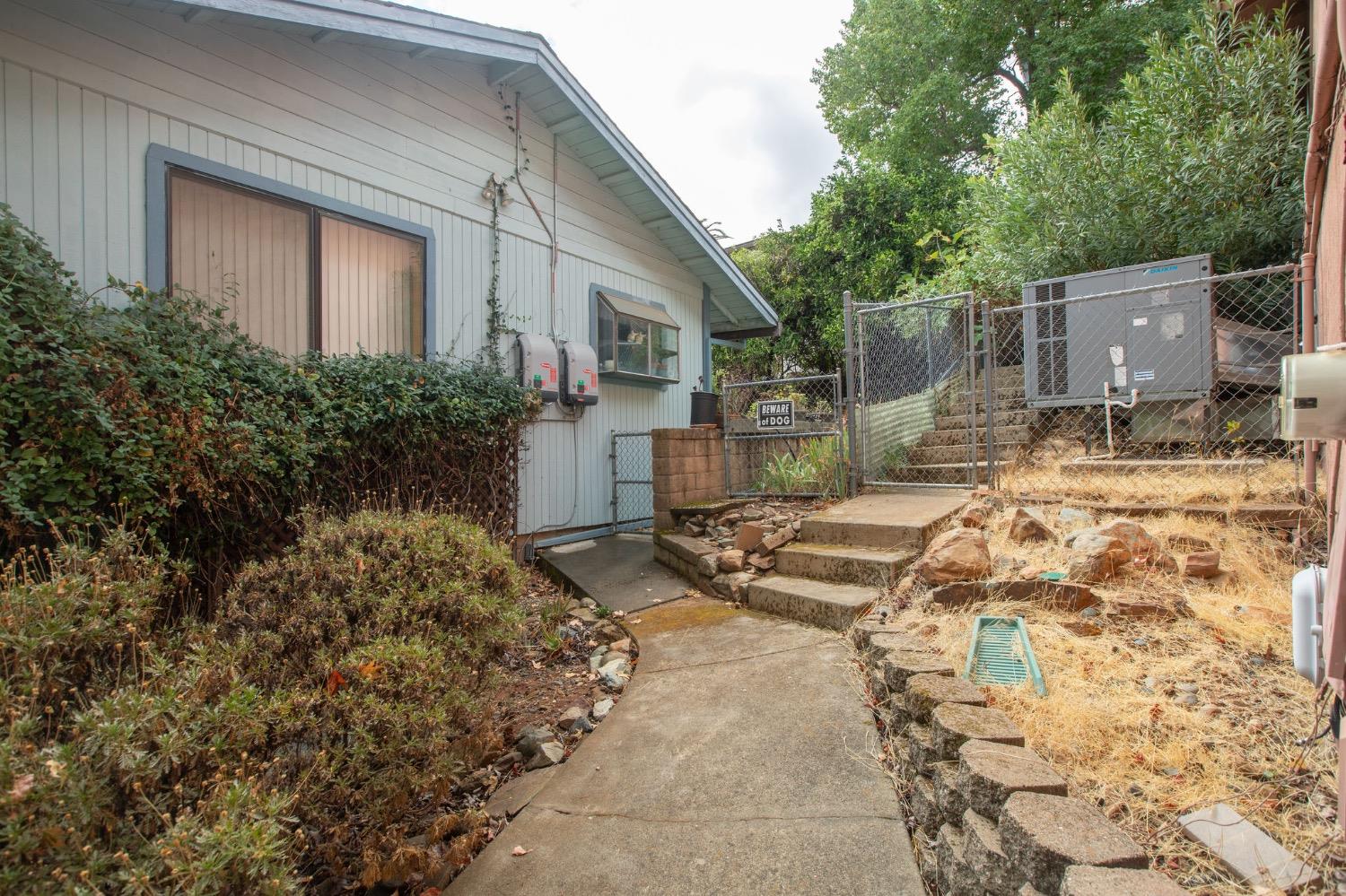 Detail Gallery Image 33 of 52 For 5416 Royal Oaks Dr, Oroville,  CA 95966 - 3 Beds | 2/1 Baths