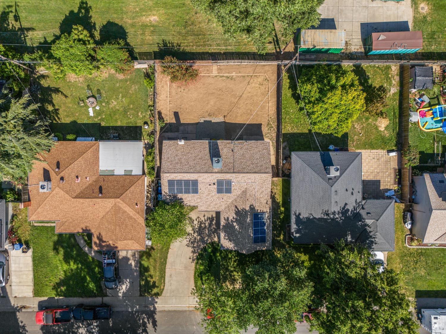 Detail Gallery Image 23 of 33 For 2732 Northglen St, Sacramento,  CA 95833 - 3 Beds | 2 Baths