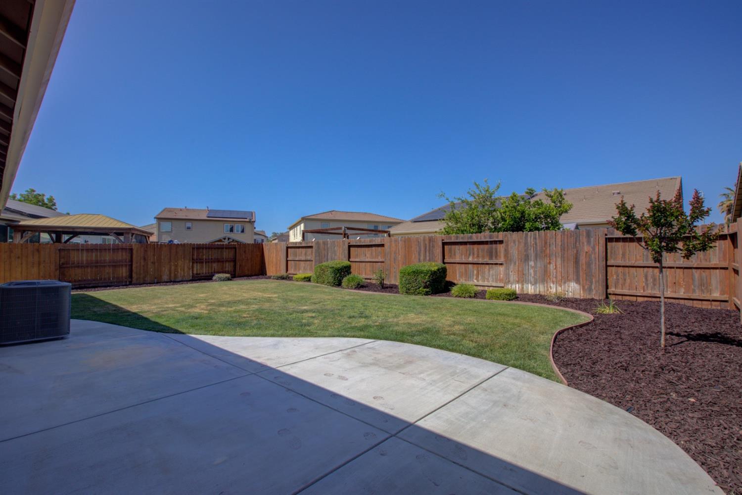 Detail Gallery Image 11 of 54 For 731 Big Ben Ct, Newman,  CA 95360 - 4 Beds | 2 Baths