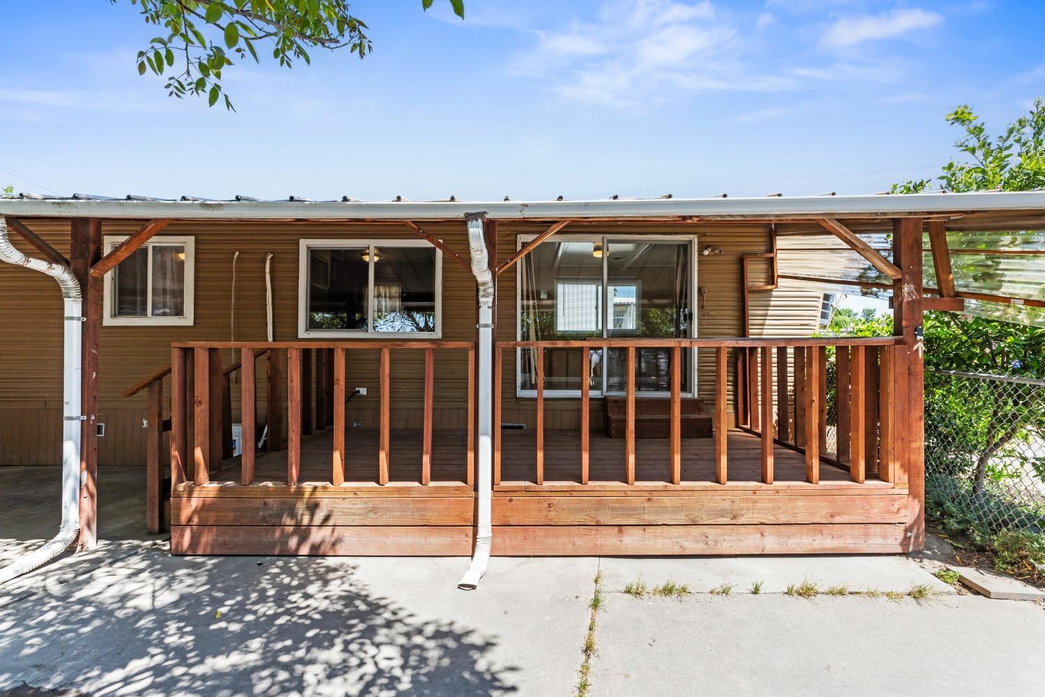 Detail Gallery Image 4 of 27 For 11550 S Harlan Rd 3, Lathrop,  CA 95330 - 2 Beds | 1 Baths