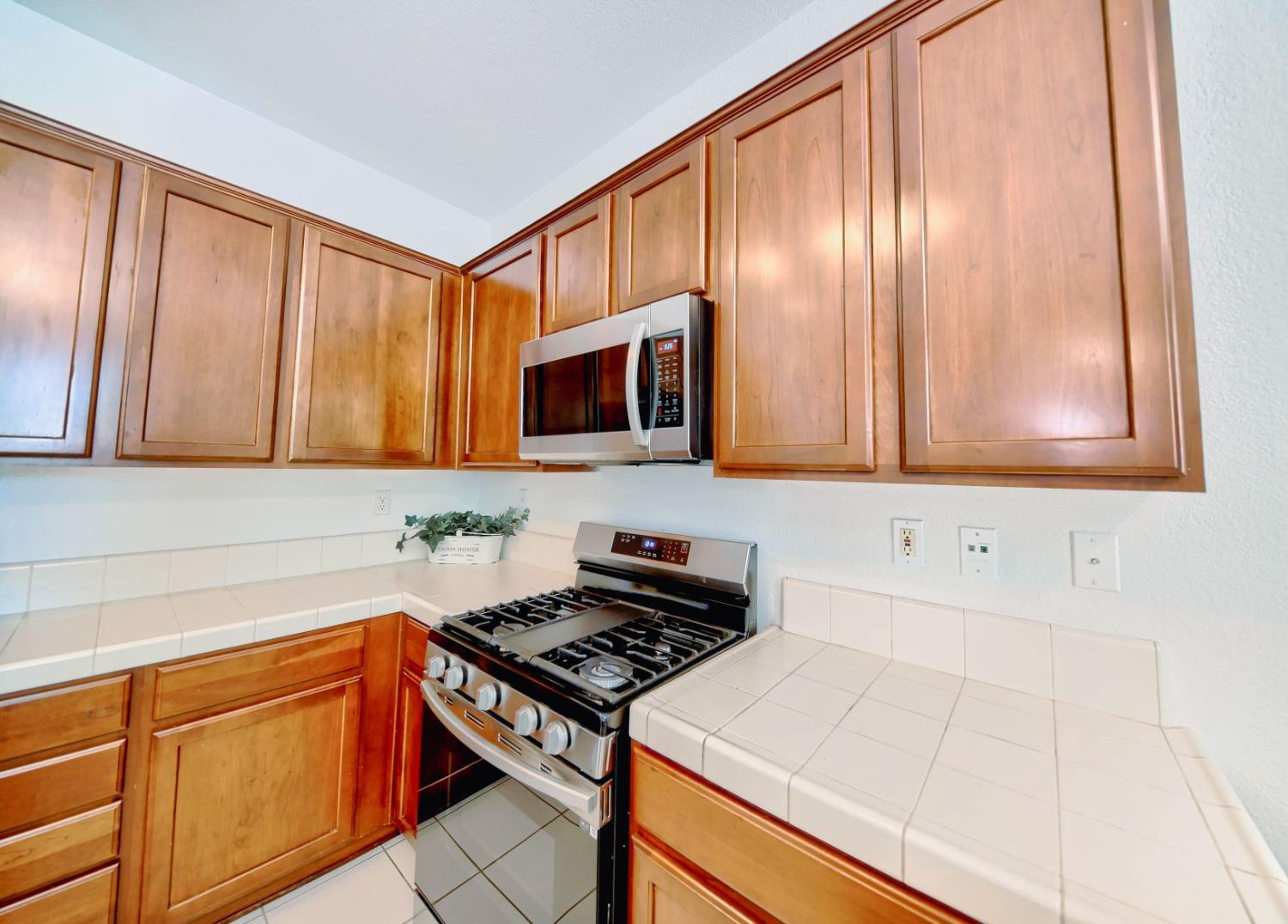 Detail Gallery Image 30 of 99 For 8061 Shay Circle Cir, Stockton,  CA 95212 - 4 Beds | 2/1 Baths