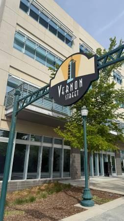 Detail Gallery Image 9 of 10 For 432 Vernon St, Roseville,  CA 95678 - – Beds | – Baths